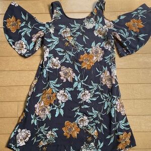 Cupio Cold Shoulder Floral Multicolor Dress Size Medium